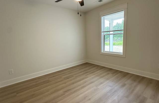 347 Woods Road - A Gallery 2