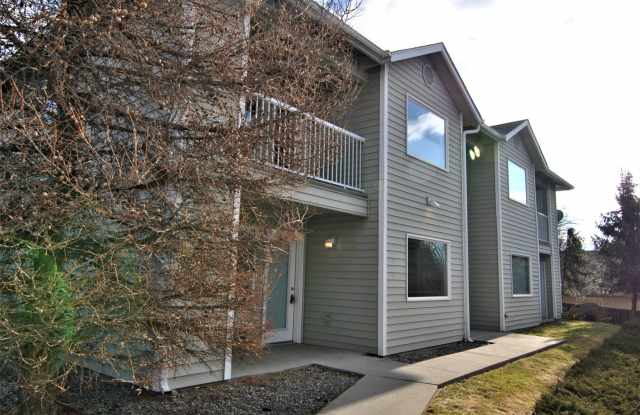 589 B Eastmont Ave photos photos