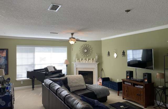 4432 ROCK CREEK CIR Gallery 3