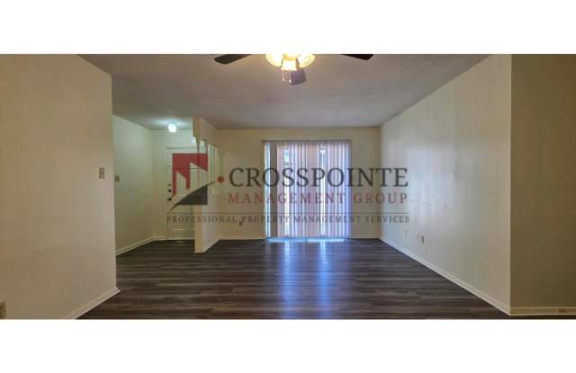 Tour Today! 3 Bedroom 2 Bath Duplex in Longview! photos photos