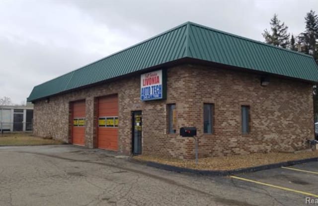 30397 8 MILE Road - 30397 8 Mile Road, Livonia, MI 48152