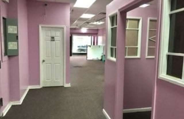 254-18 Northern Boulevard Gallery 4