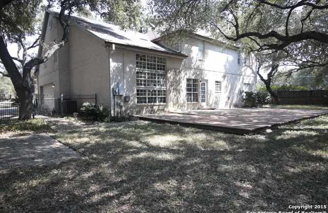 10802 HUNTERS WAY Gallery 4