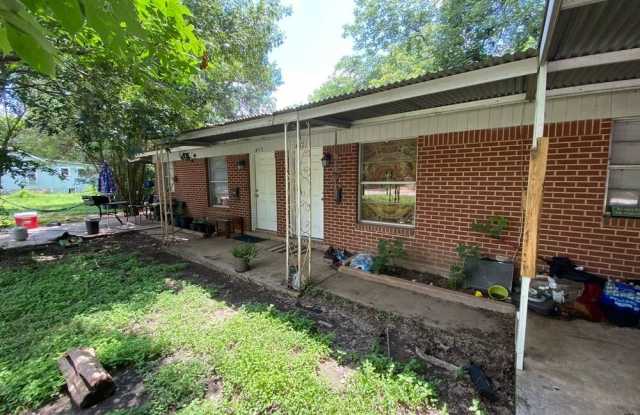 459 Lindsey Street photos photos