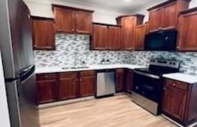 2736 HALIGAN Point Gallery 3
