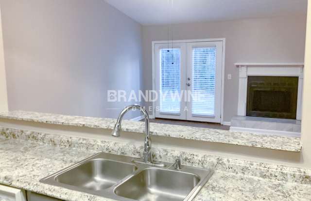 5431 Stockwell Court Gallery 4