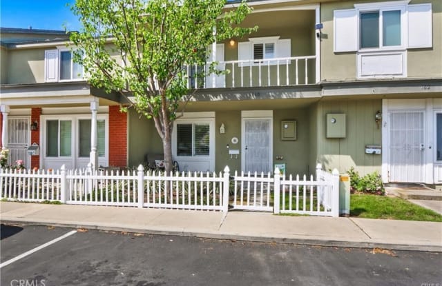 160 Lexington Lane - 160 Lexington Lane, Costa Mesa, CA 92626