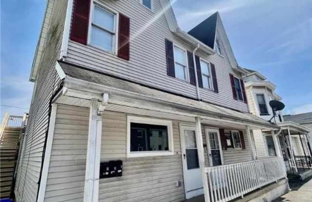 34 S 11th Street unit: 1 photos photos