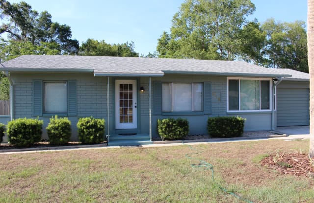 515 Brightwood Ave - 515 Brightwood Avenue, Orange City, FL 32763