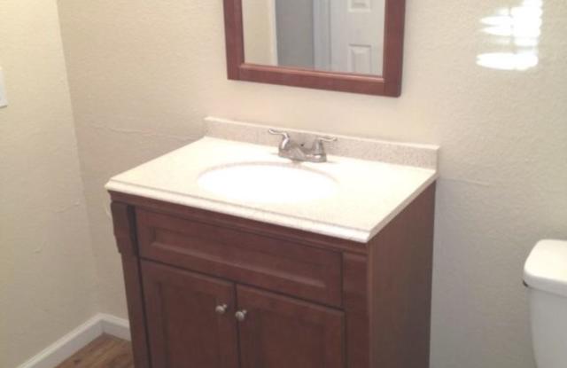 9839 Valley Villa Gallery 4