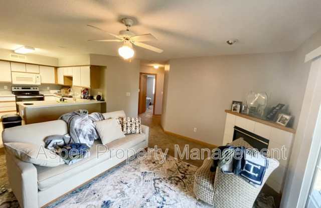 2262 Holiday Road photos photos