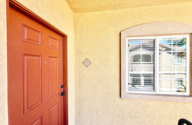 MOVE IN SPECIAL! Move in by November 15th and receive $500 OFF your first month’s rent! Upgraded 2 Bedroom Madison Reserve Condo with Resort-Style Amenities! Gallery 1