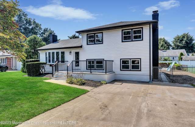 19 Bampton Place - 19 Bampton Place, West Long Branch, NJ 07764