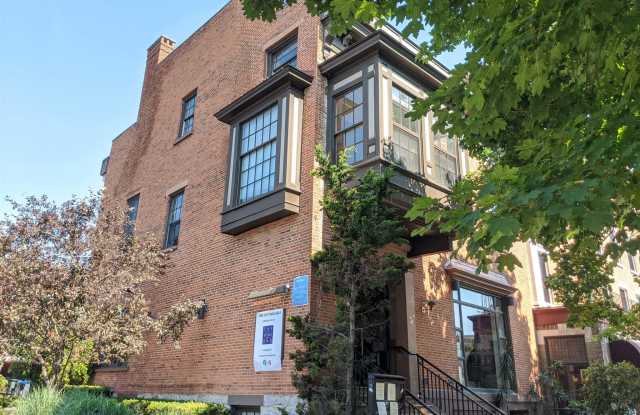417 BROADWAY - 417 Broadway, Saratoga Springs, NY 12866