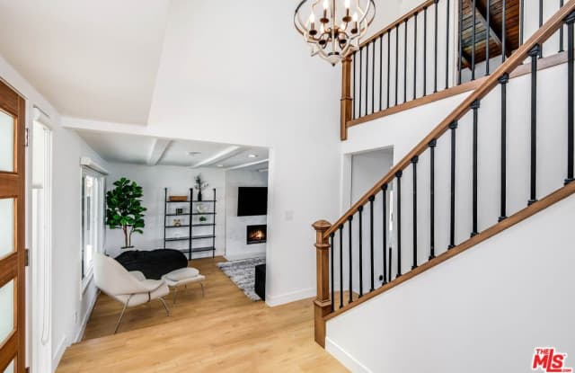 6426 Ellenview Ave Gallery 2