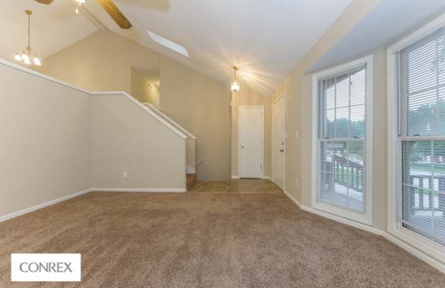 2314 Cambridge Street - 2314 Cambridge Street, Leavenworth, KS 66048