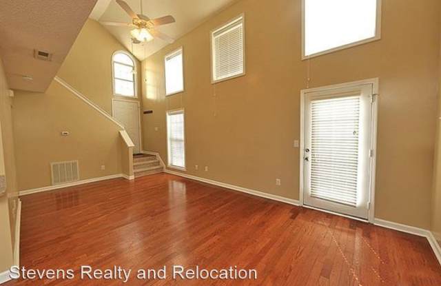 213 Adefield Lane Gallery 2