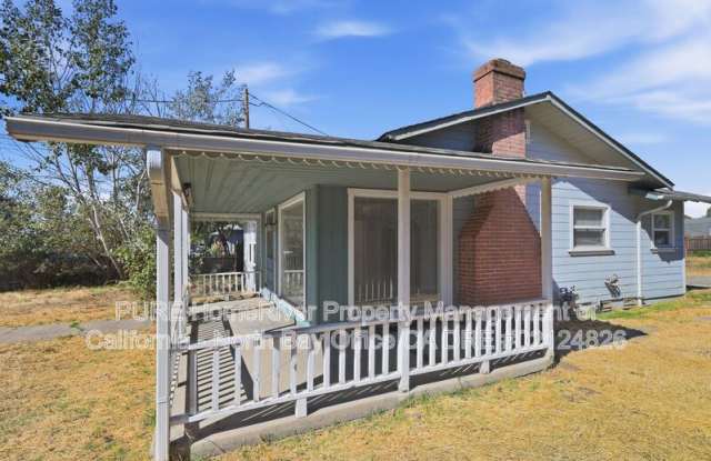 1230 Clover Dr Gallery 3