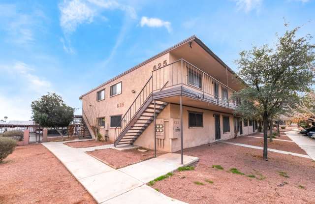 Modern Condo: Remodeled Elegance Awaits! - 625 South Royal Crest Circle, Paradise, NV 89169