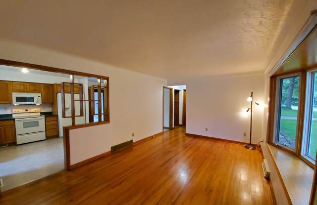 1622 Pin Oak Drive Gallery 2