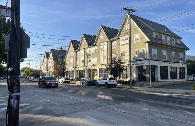 231 Douglas Avenue Gallery 2
