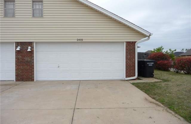 2415 N Truitt Street photos photos