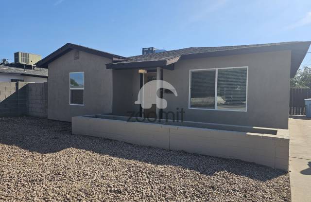COMING SOON DECEMBER 2026! Charming Home 3 bedrooms 1 bath Large Yard. Gallery 1