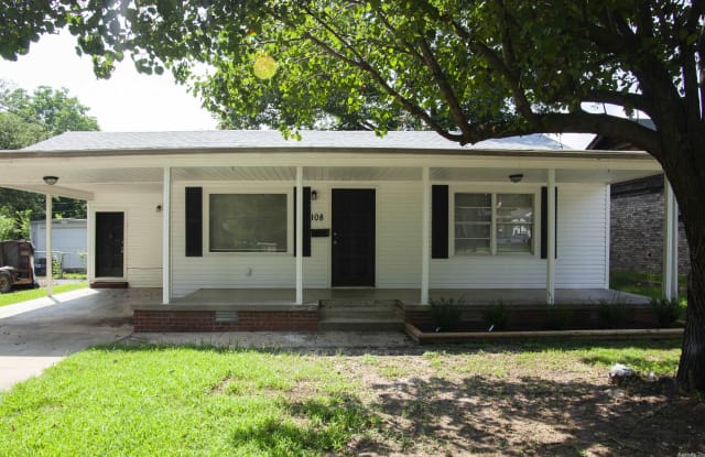 108 Saunders - 108 Saunders Drive, North Little Rock, AR 72117