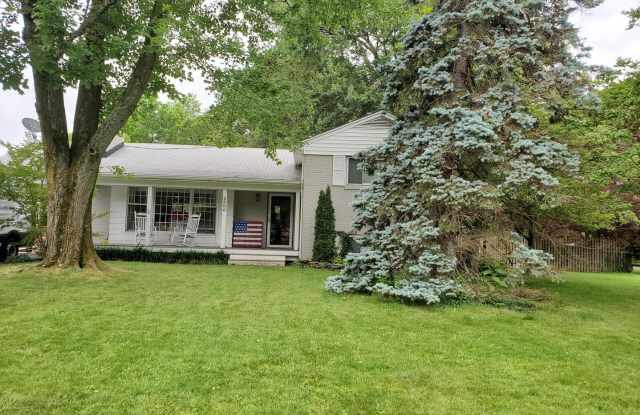 2300 BARBOUR RD - 2300 Barbour Road, Idylwood, VA 22043