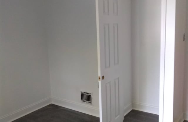 3905 Pascal Avenue - 1 Gallery 4