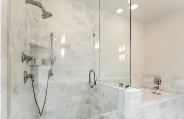 447 N Doheny Dr Apt 303 photos photos