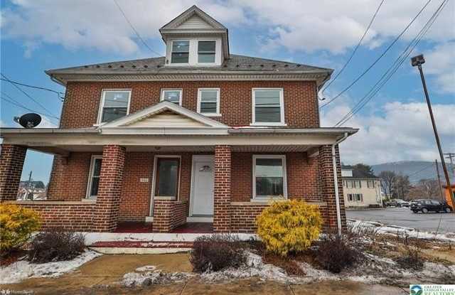 1662 Main Street photos photos
