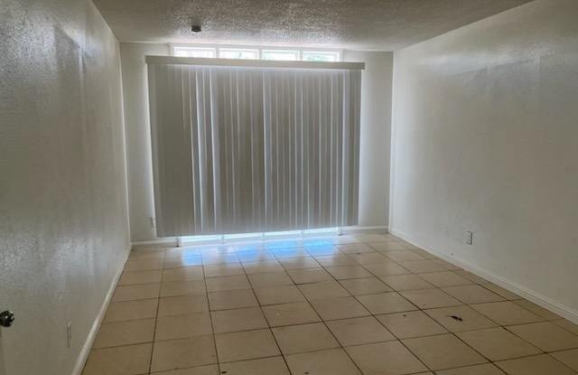 1423 Sombrero Drive Gallery 3