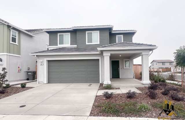 2081 Blue Star Dr - 2081 Blue Star Drive, Placer County, CA 95747