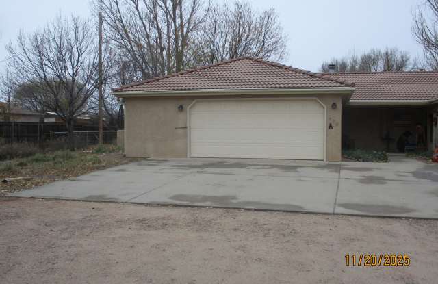 420 E 8th St Apt A photos photos