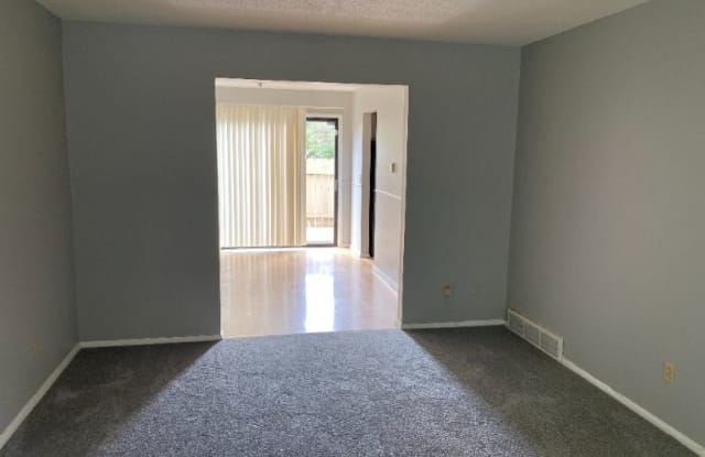 6168 Stornoway Rd S - 6168 Stornaway Drive South, Columbus, OH 43213