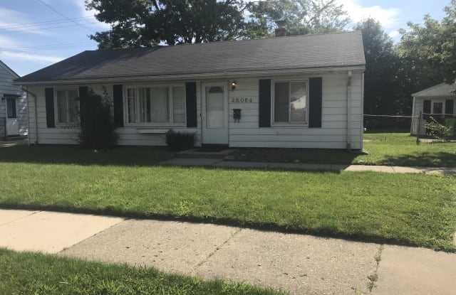 26064 Barnes St - 26064 Barnes Street, Roseville, MI 48066