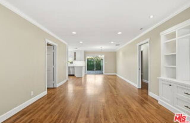 11370 Matteson Avenue photos photos