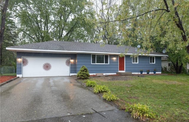 16593 Flagstaff Way W - 16593 Flagstaff Way West, Lakeville, MN 55068