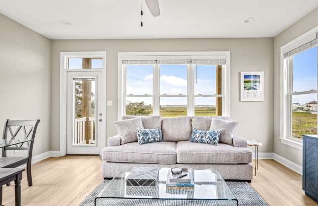 100 Salt Marsh Way Gallery 4