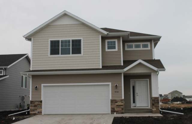 3 bed 3 bath Single Family Home photos photos