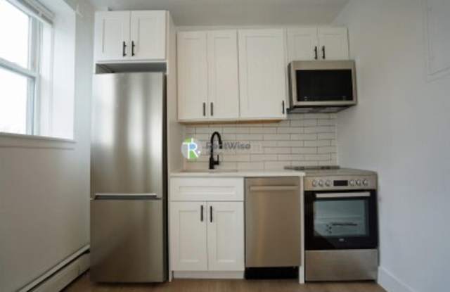 740 E 7th St photos photos