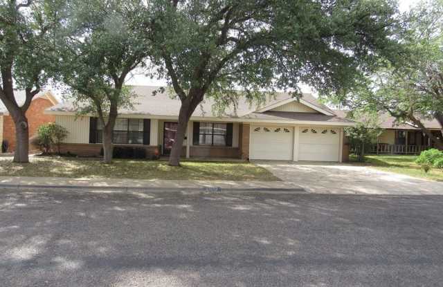 2810 Teakwood Drive photos photos