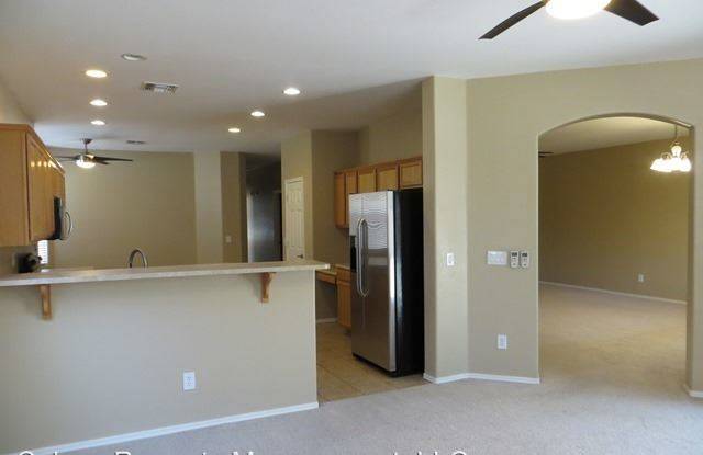 2307 E Redwood Ct Gallery 2