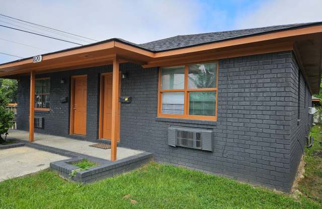 1820 Iris Street photos photos