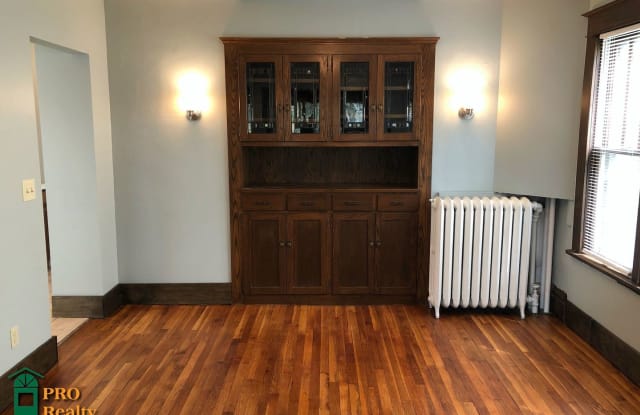 1363 Sherburne Ave - 1363 Sherburne Avenue, St. Paul, MN 55104