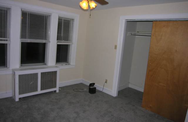577 Green Ln Gallery 4