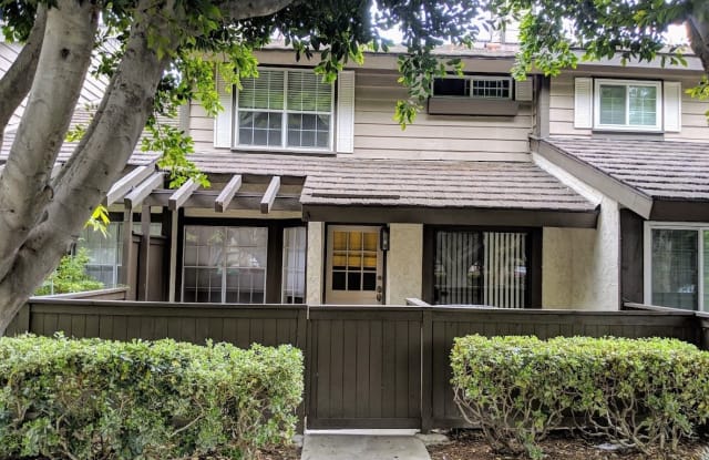 2364 S Cutty Way #3 - 2364 South Cutty Way, Anaheim, CA 92802