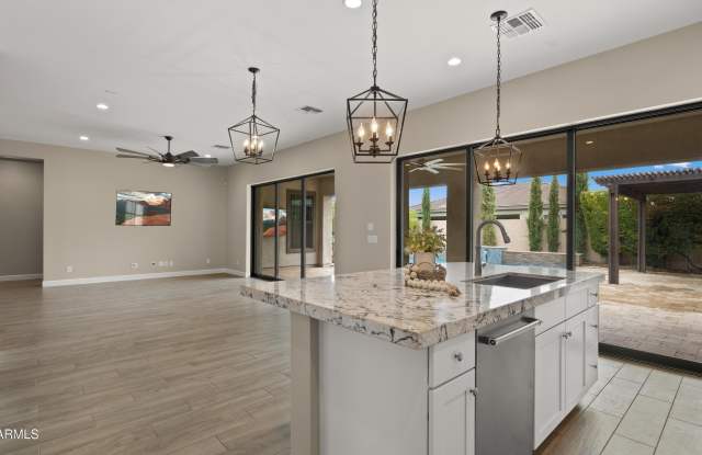 3882 E Andalusia Avenue Gallery 2