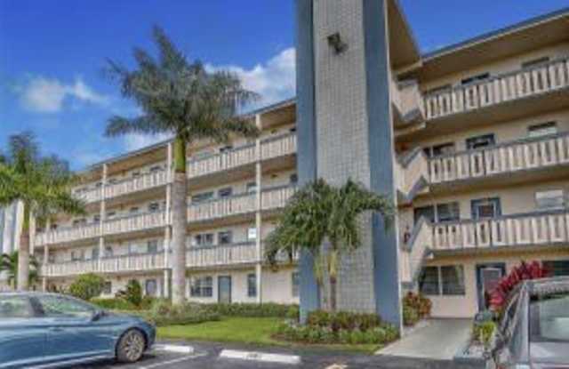 2070 Yarmouth D - 2070 Yarmouth East, Palm Beach County, FL 33434